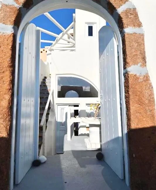 Home in Santorini for sale 1