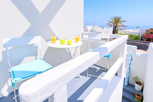 Home in Santorini for sale 11