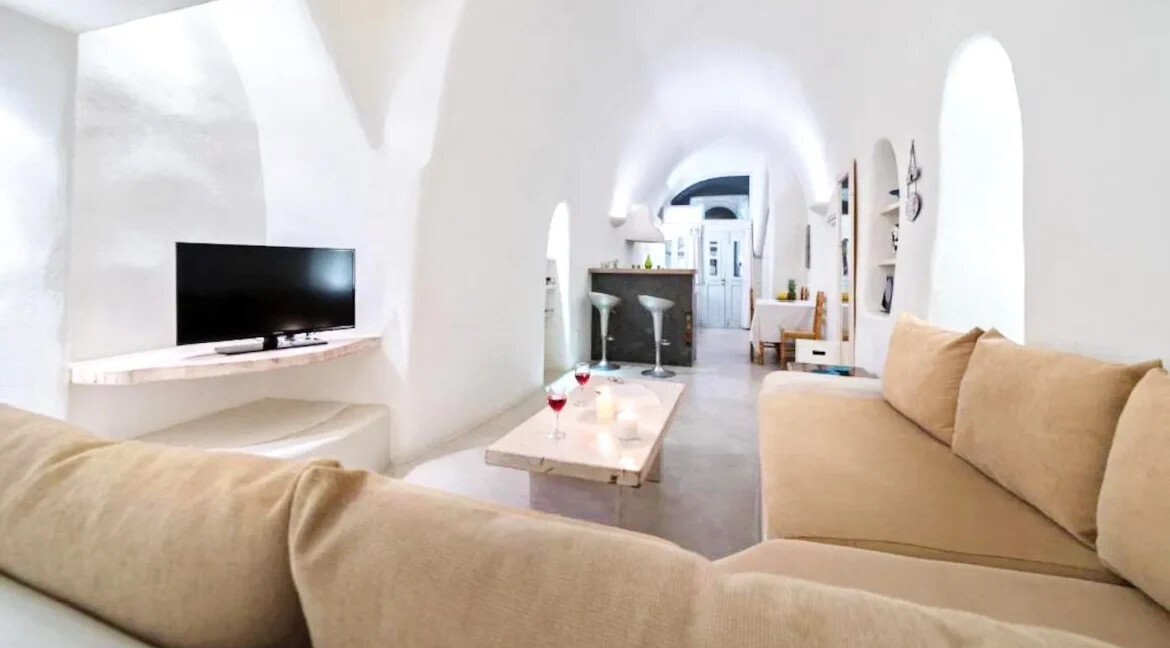 Home in Santorini for sale 13