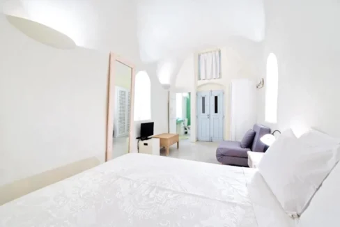 Home in Santorini for sale 16