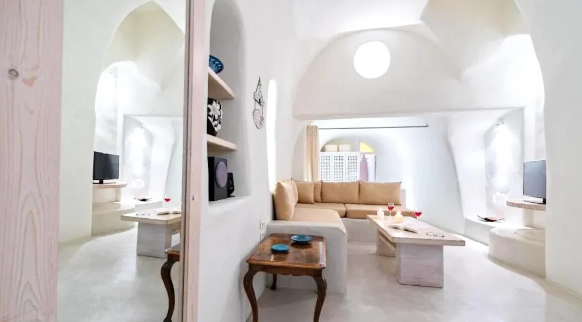 Home in Santorini for sale 18
