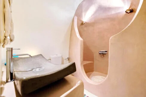 Home in Santorini for sale 22
