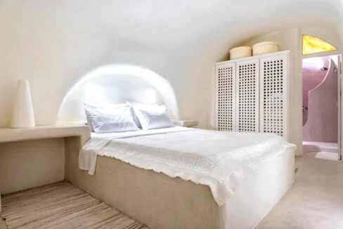 Home in Santorini for sale 24