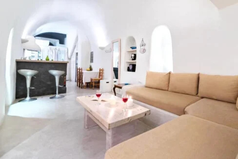 Home in Santorini for sale 5