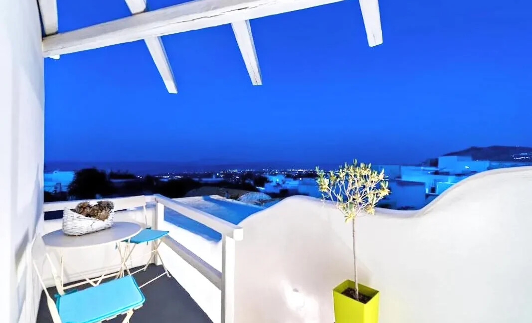 Home in Santorini for sale 8