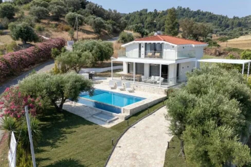 Luxury Beachfront Villa for Sale in Halkidiki 6