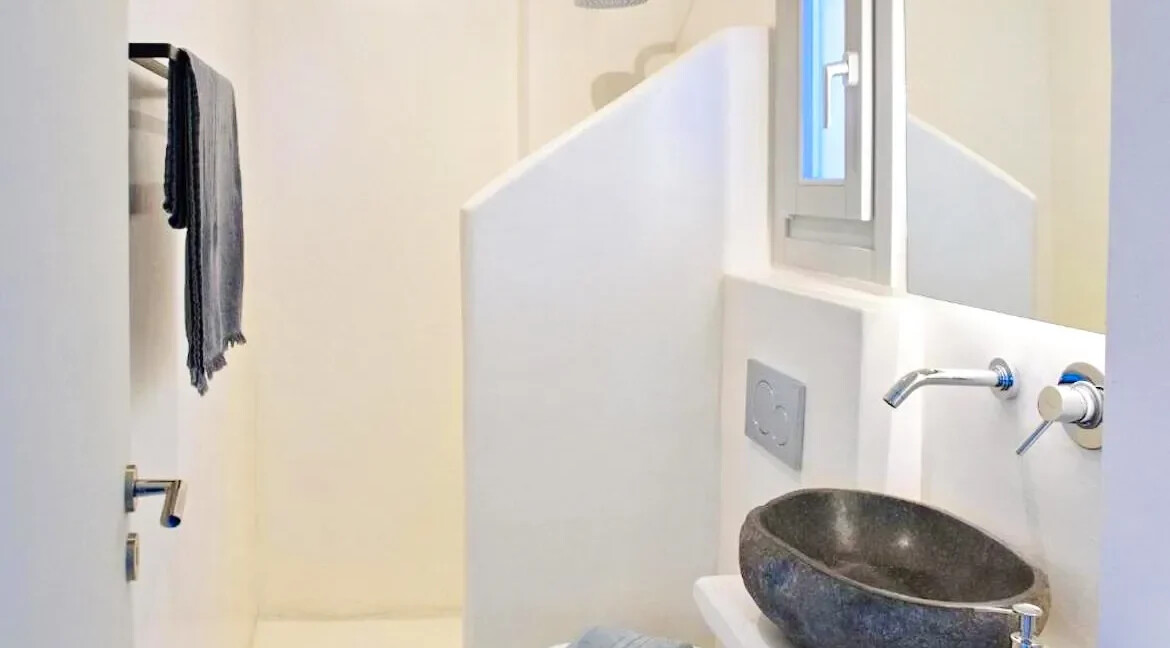 Luxury Suite for Sale in Santorini, Greece 19