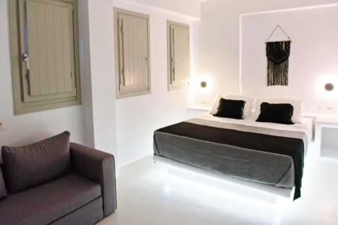Luxury Suite for Sale in Santorini, Greece 7