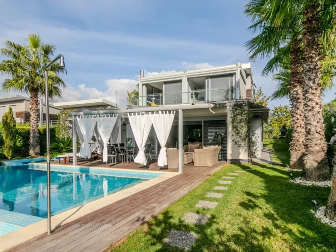 Luxury Villa for Sale in Sani Halkidiki