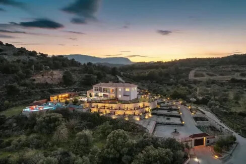 Luxury Villa with Sea View for Sale in Rhodes 4