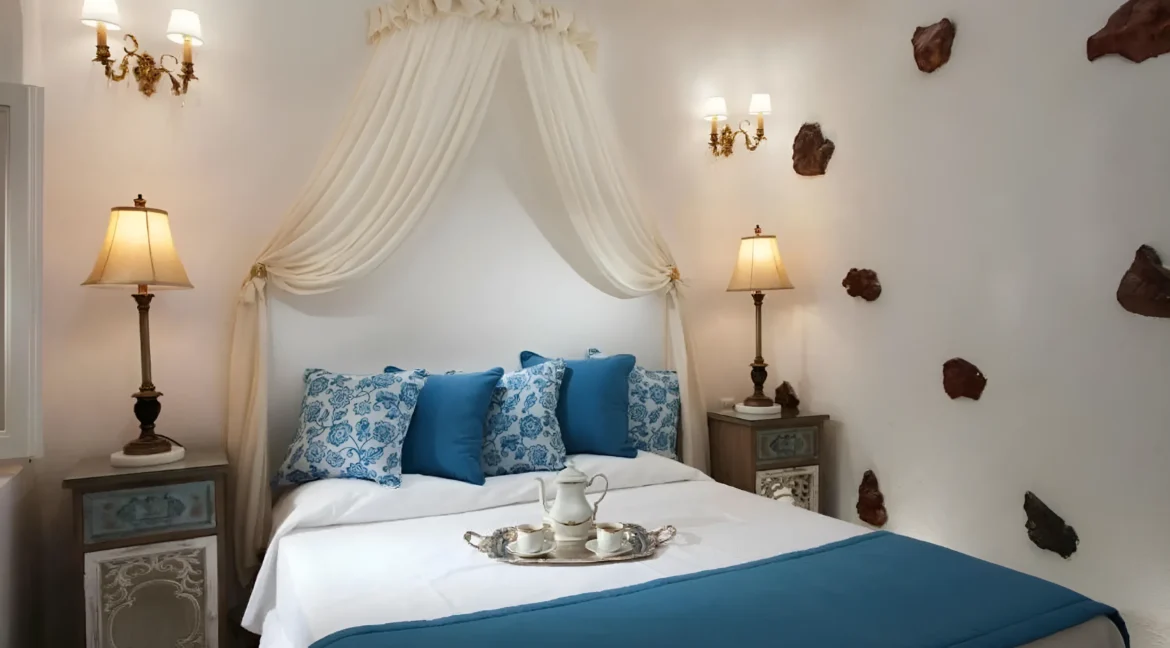 Luxury houses for sale in Santorini, Firostefani 13