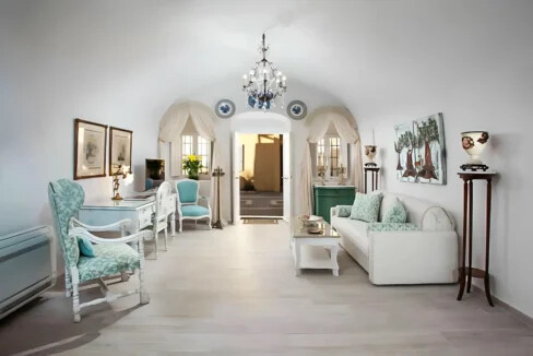 Luxury houses for sale in Santorini, Firostefani 17