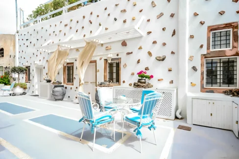 Luxury houses for sale in Santorini, Firostefani 19