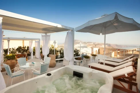 Luxury houses for sale in Santorini, Firostefani 5