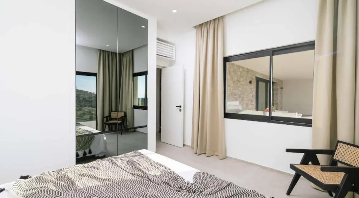 Private Villa for sale in South Crete Greece 12