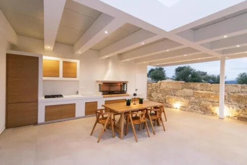 Private Villa for sale in South Crete Greece 35