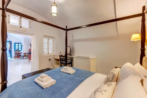 Property for Sale in Fira Santorini 4