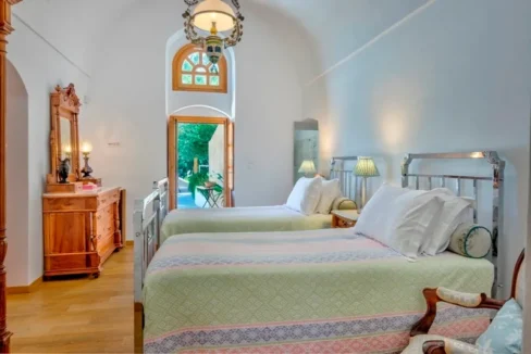 Property for Sale in Fira Santorini 7