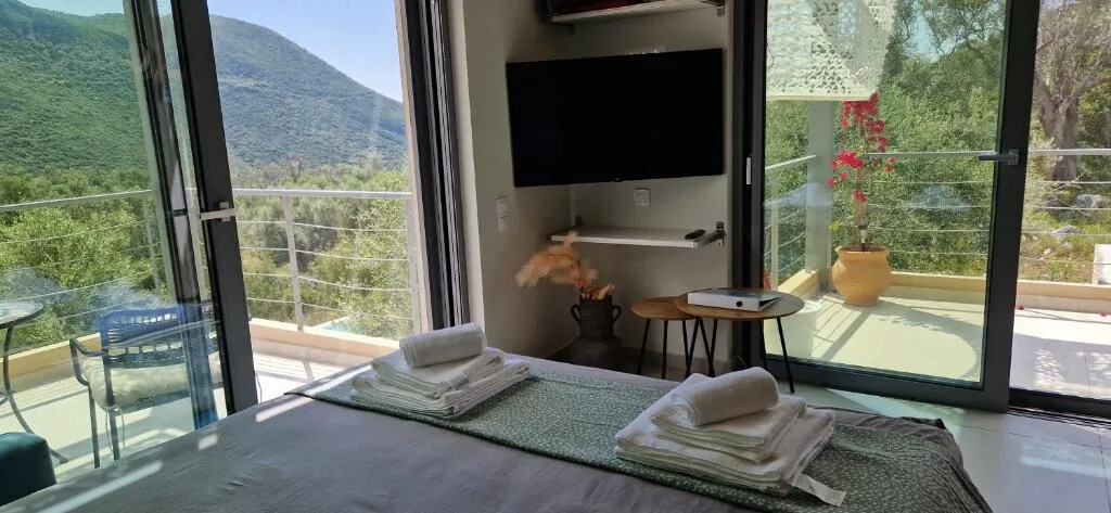 Sea View Villa for Sale in Lefkada Greece 18
