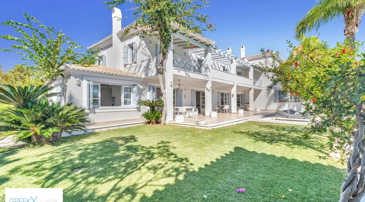 Seafront Luxury Villa at Porto Heli, Peloponnese 15