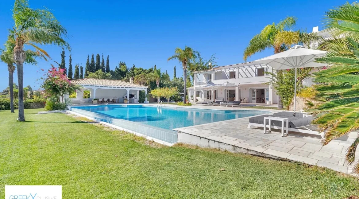 Seafront Luxury Villa at Porto Heli, Peloponnese 17