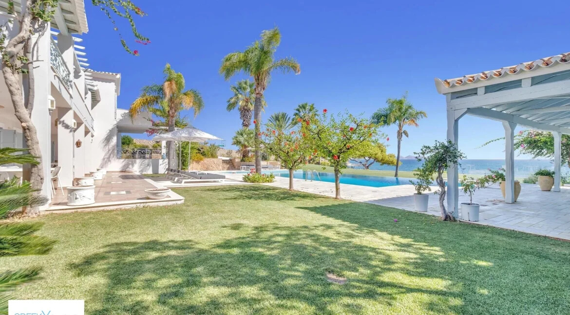 Seafront Luxury Villa at Porto Heli, Peloponnese 9