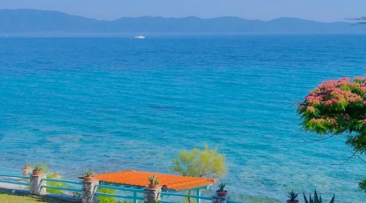 Seafront Villa for Sale Chalkidiki, Nea Roda 5