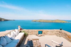 Seafront Villa for Sale in Kea Greece