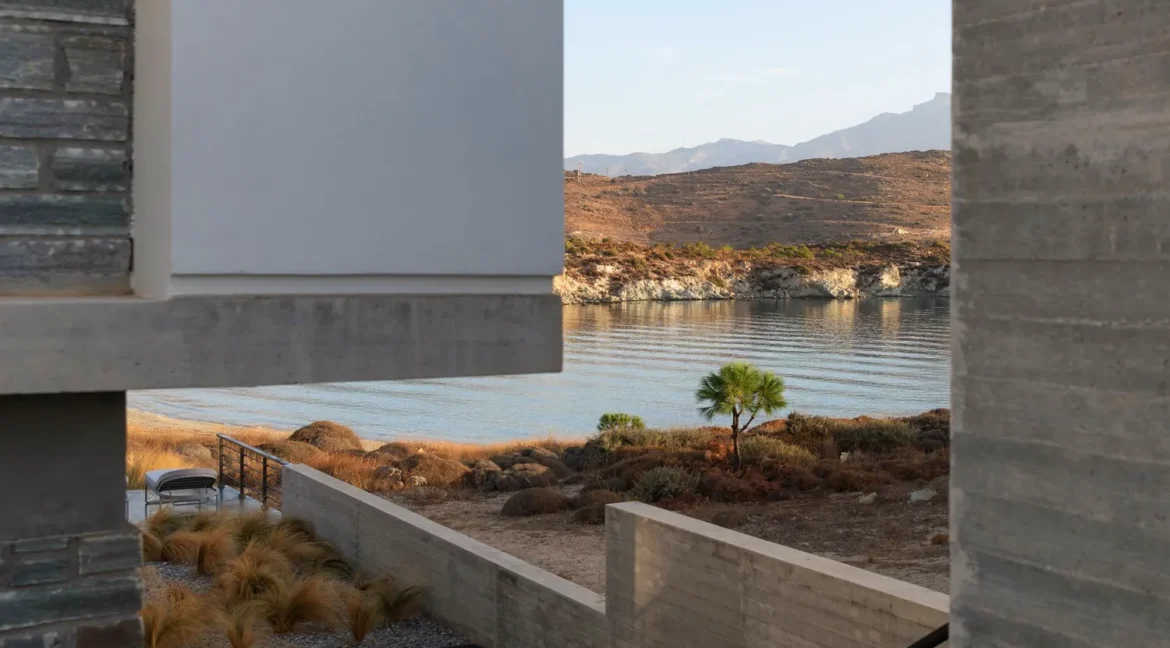 Seafront property in Karystos, Evia 1
