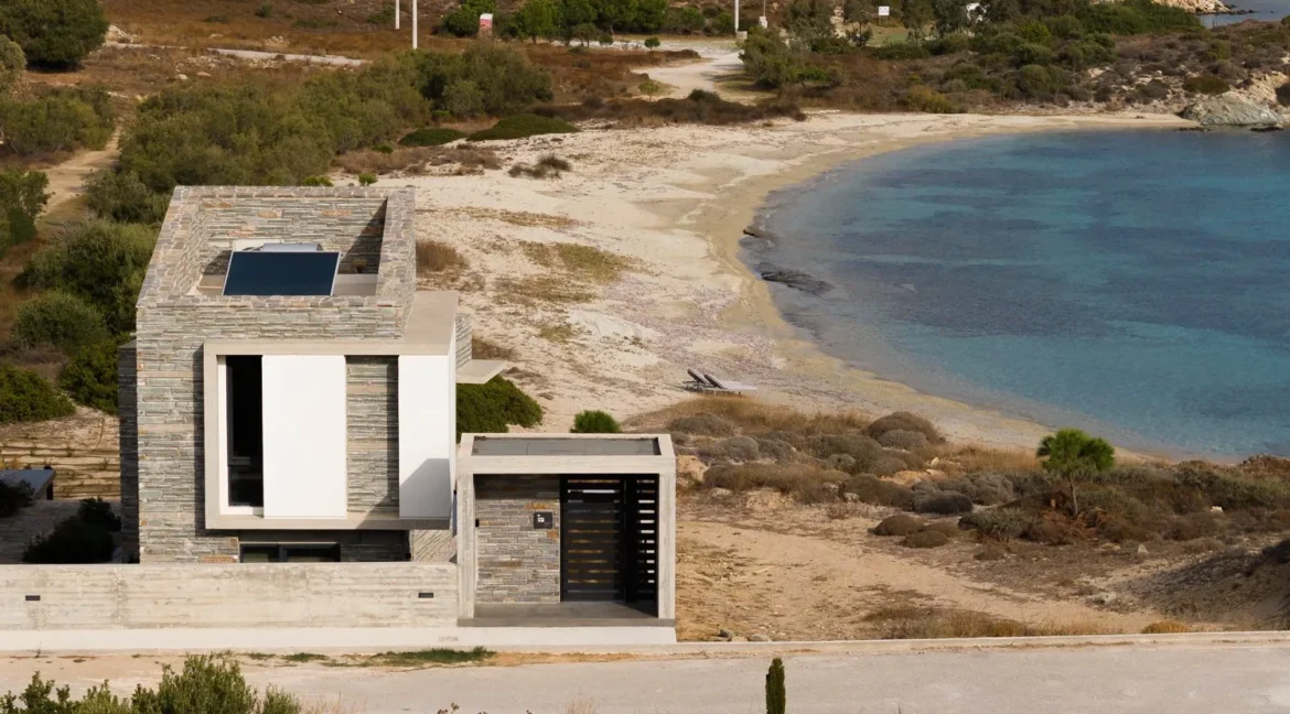 Seafront property in Karystos, Evia 6