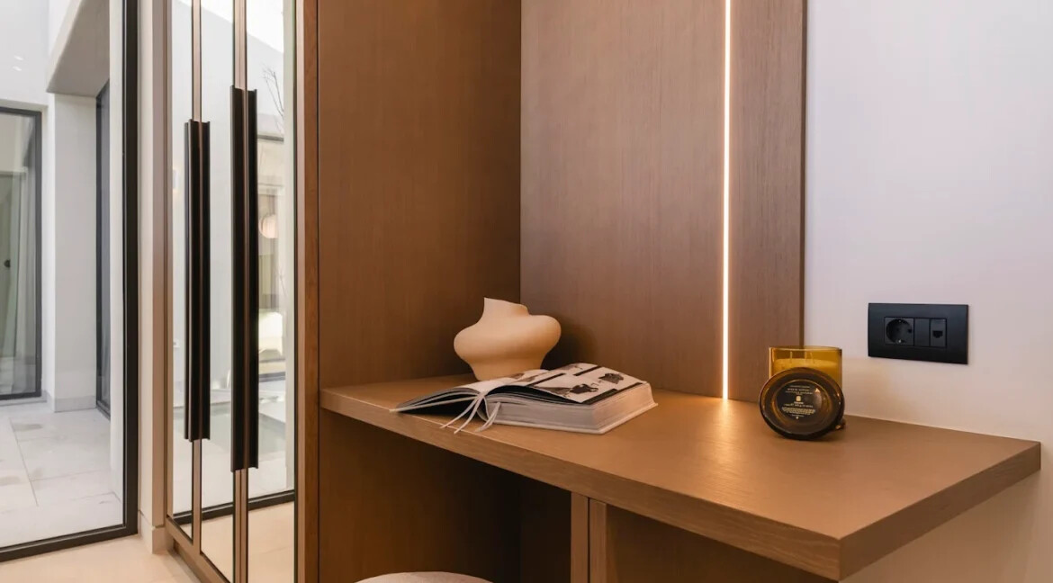 Stunning Cliffside Villa for sale at Lefkada, Above Kathisma Beach 10