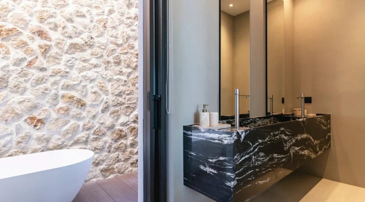 Stunning Cliffside Villa for sale at Lefkada, Above Kathisma Beach 14