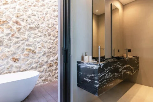 Stunning Cliffside Villa for sale at Lefkada, Above Kathisma Beach 14