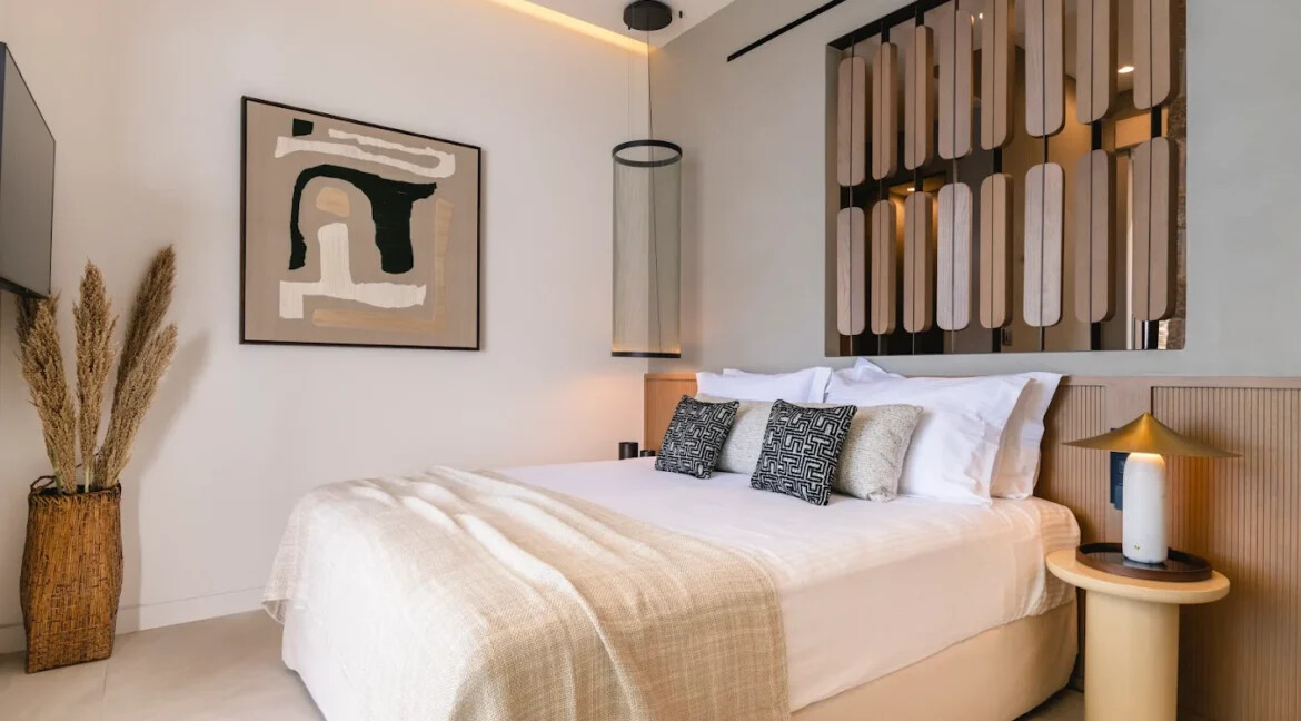 Stunning Cliffside Villa for sale at Lefkada, Above Kathisma Beach 4