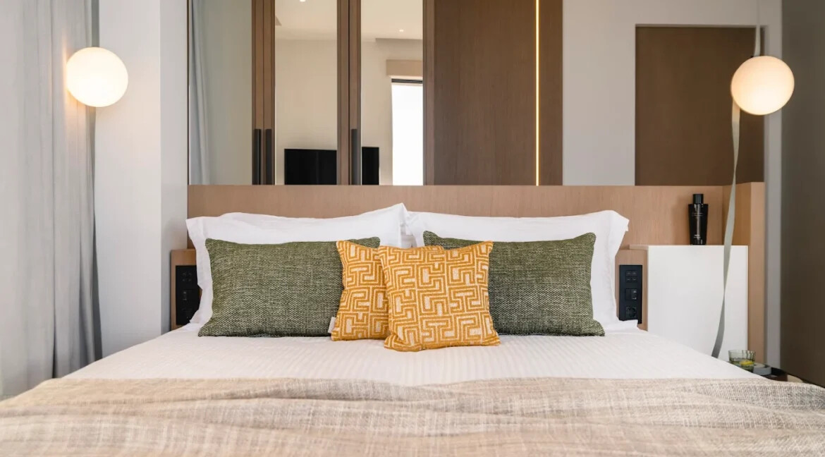 Stunning Cliffside Villa for sale at Lefkada, Above Kathisma Beach 9