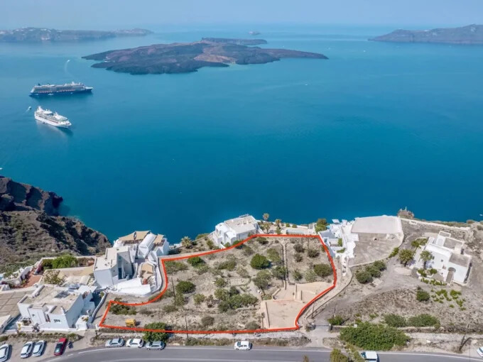 The last piece of land for sale at Caldera Santorini