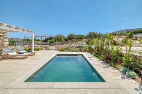 Villa for Sale Paros, Luxurious Two-Bedroom Residence 1
