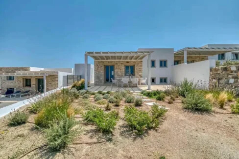 Villa for Sale Paros, Luxurious Two-Bedroom Residence 13