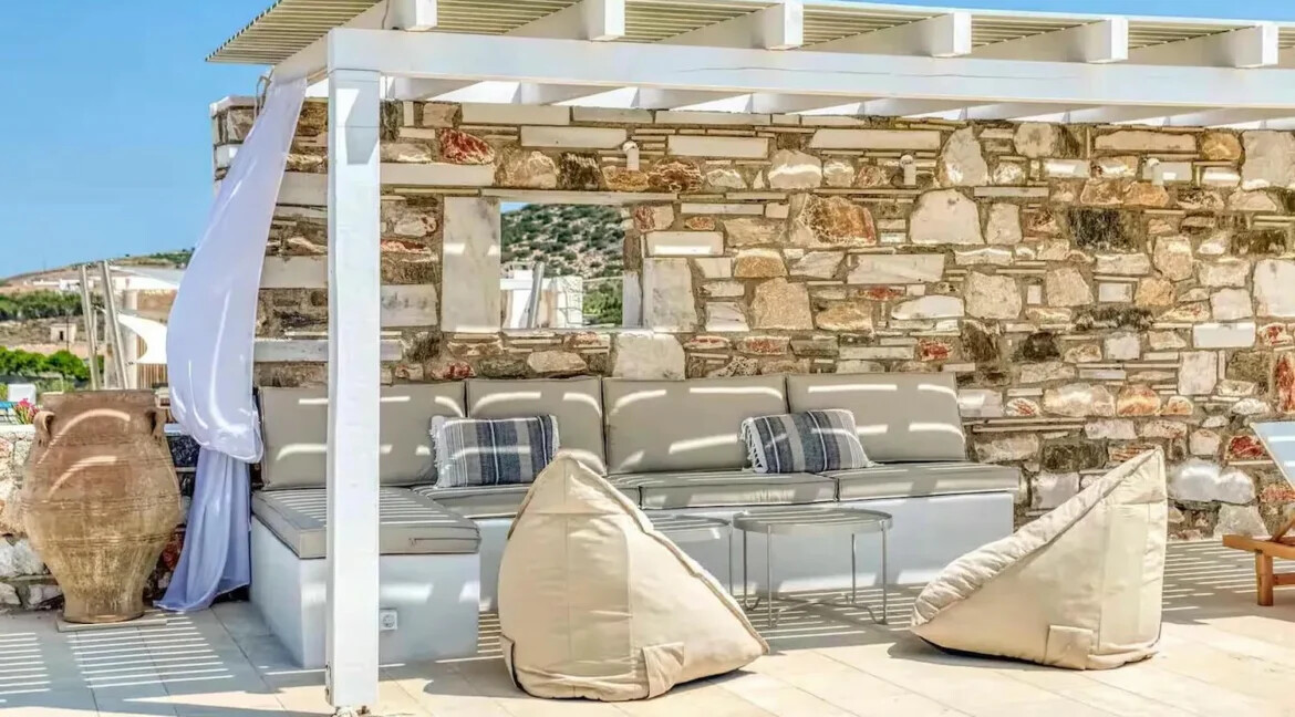 Villa for Sale Paros, Luxurious Two-Bedroom Residence 18