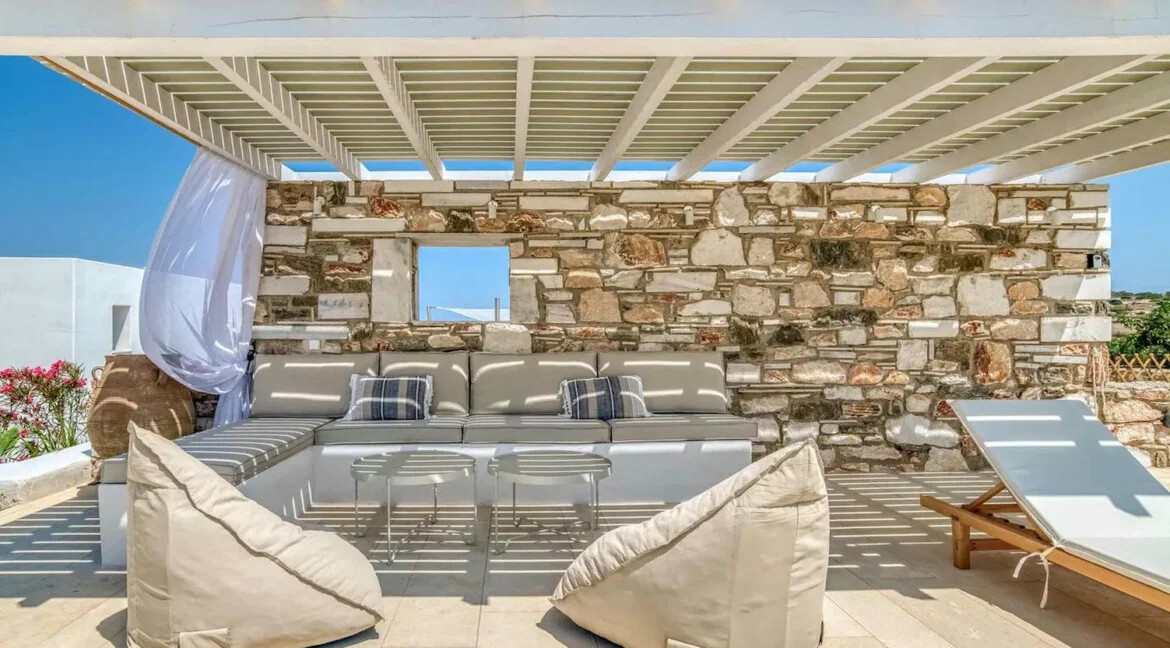 Villa for Sale Paros, Luxurious Two-Bedroom Residence 19