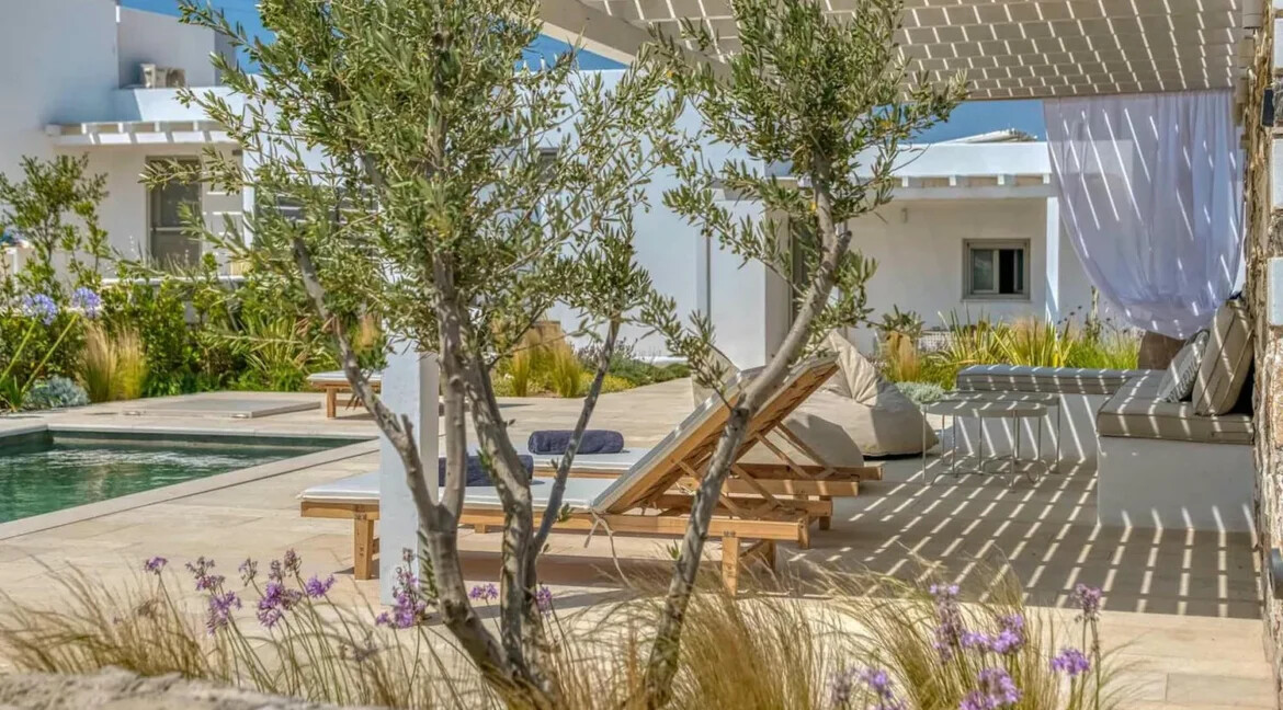Villa for Sale Paros, Luxurious Two-Bedroom Residence 20