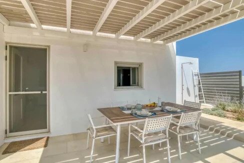 Villa for Sale Paros, Luxurious Two-Bedroom Residence 23