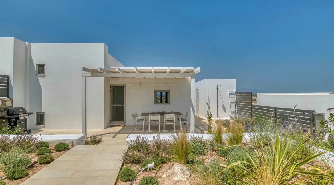 Villa for Sale Paros, Luxurious Two-Bedroom Residence 26