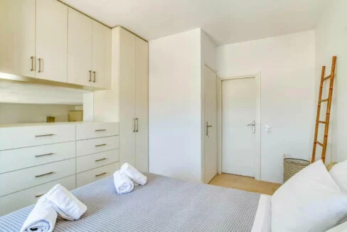 Villa for Sale Paros, Luxurious Two-Bedroom Residence 34