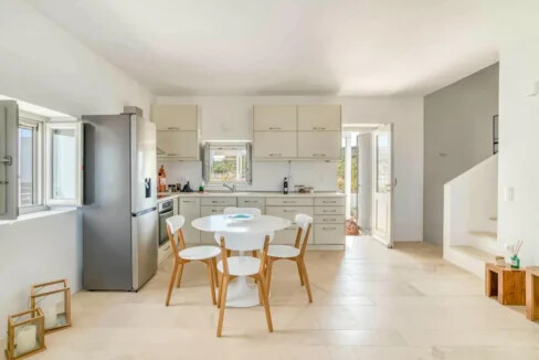 Villa for Sale Paros, Luxurious Two-Bedroom Residence 38