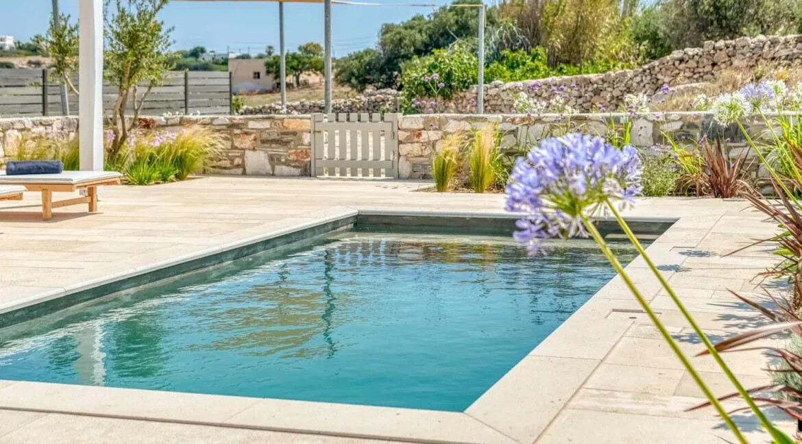 Villa for Sale Paros, Luxurious Two-Bedroom Residence 7