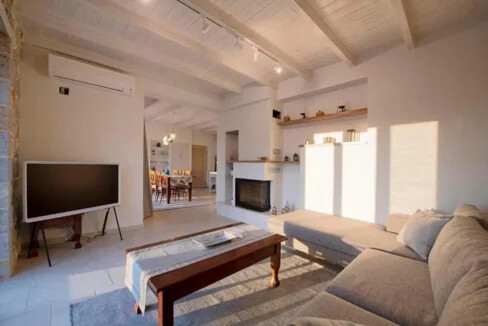 Villa for sale in Kalymnos island in Greece 18