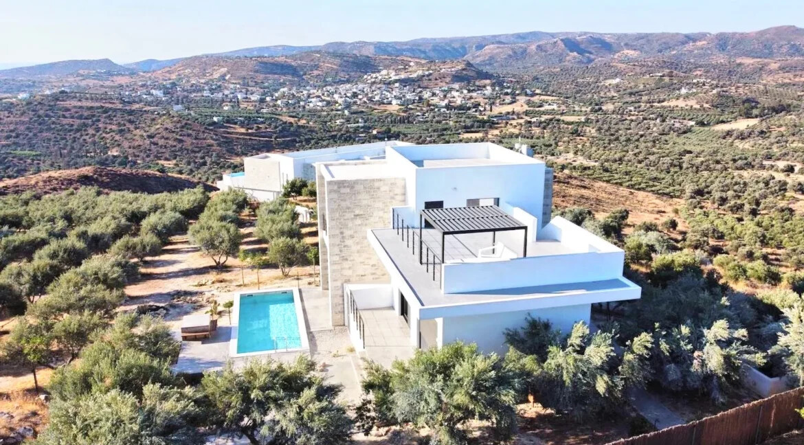 Villa for sale in South Crete Greece 3