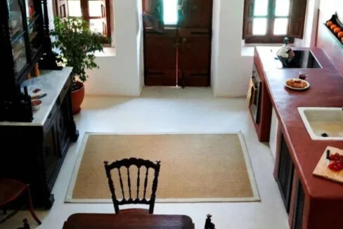 Villa with Private Pool in Megalochori Santorini 12