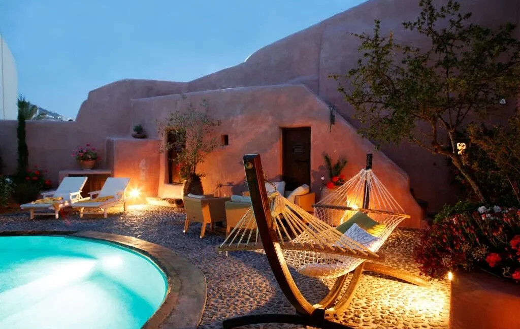 Villa with Private Pool in Megalochori Santorini 5